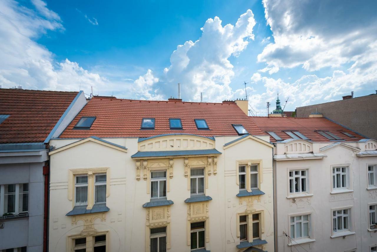 Bright Apartment Few Steps From Centre Prag Exteriör bild